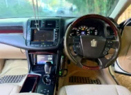2009 Toyota Crown Royal Saloon