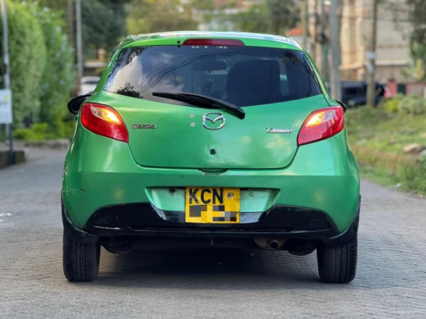 2010 Mazda Demio