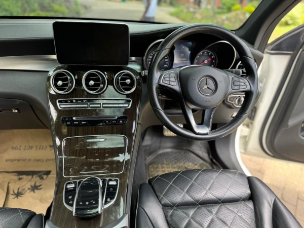 2016 Mercedes Benz GLC 250 4Matic First Edition