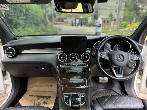 2016 Mercedes Benz GLC 250 4Matic First Edition