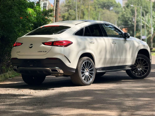 2019 Mercedes Benz GLE400d Fully Loaded