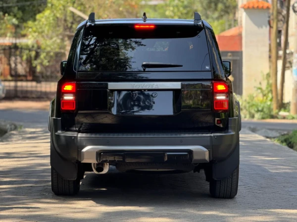2024 Toyota Land Cruiser Prado J250 Sunroof
