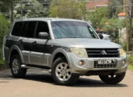 2012 Mitsubishi Pajero