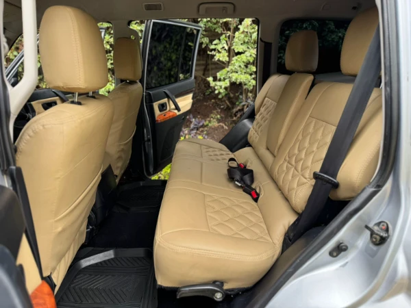 2012 Mitsubishi Pajero