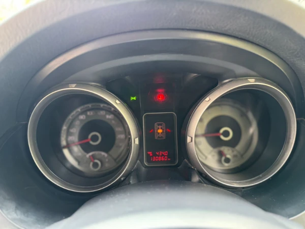 2012 Mitsubishi Pajero