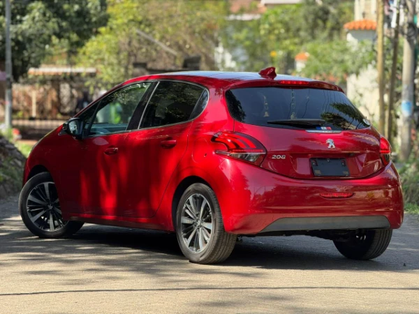 2019 Peugeot 208 Moonroof Low Mileage