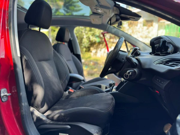 2019 Peugeot 208 Moonroof Low Mileage