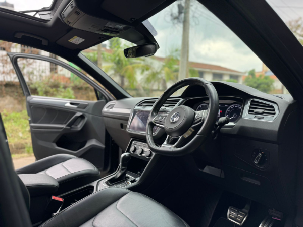 2018 Volkswagen Tiguan 4Motion Sunroof