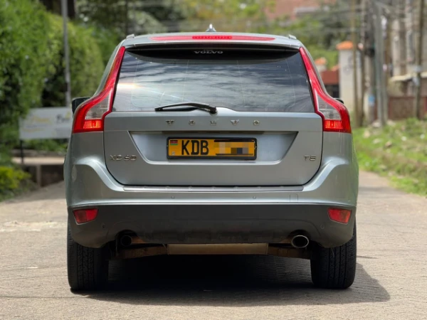 2014 Volvo XC60 T5