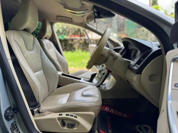 2014 Volvo XC60 T5