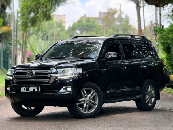 2010 Toyota Land Cruiser V8 ZX
