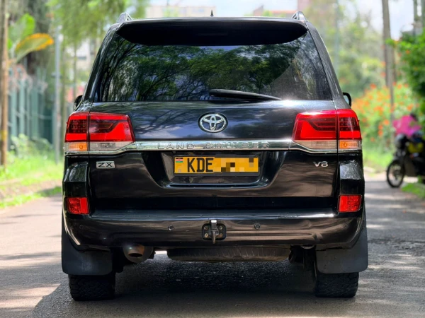 2010 Toyota Land Cruiser V8 ZX