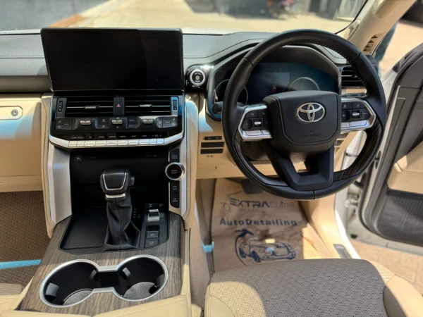 2023 Toyota Land Cruiser ZX LC300 Fully Loaded