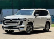 2023 Toyota Land Cruiser ZX LC300 Fully Loaded