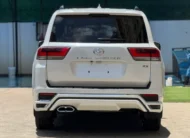 2023 Toyota Land Cruiser ZX LC300 Fully Loaded