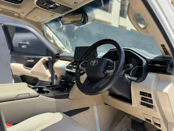 2023 Toyota Land Cruiser ZX LC300 Fully Loaded