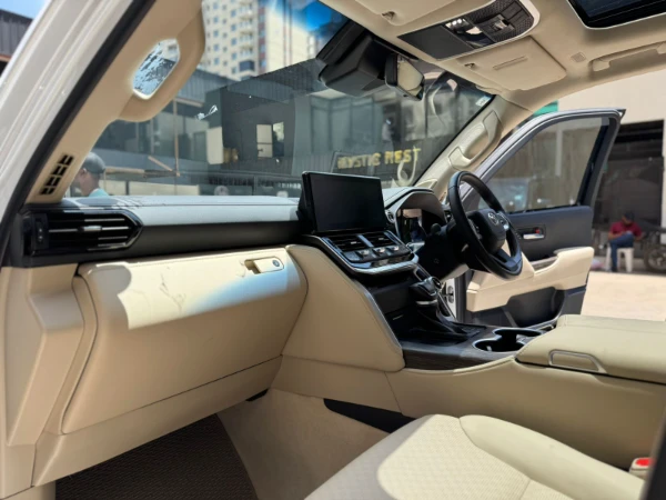 2023 Toyota Land Cruiser ZX LC300 Fully Loaded