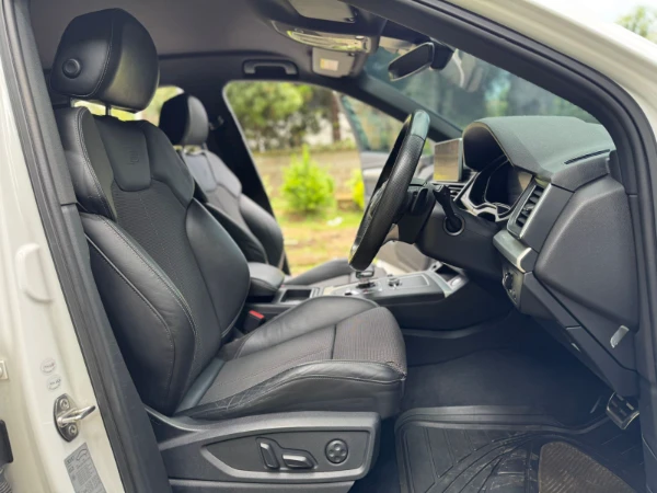 2017 Audi Q5 Quattro Low Mileage