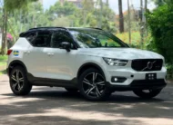 2019 Volvo XC40 T5 R-Design Sunroof