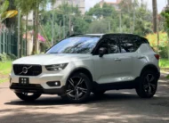 2019 Volvo XC40 T5 R-Design Sunroof