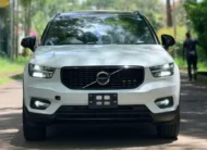2019 Volvo XC40 T5 R-Design Sunroof