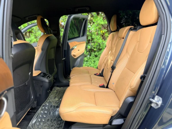 2019 Volvo XC90 T6 Inscription AWD