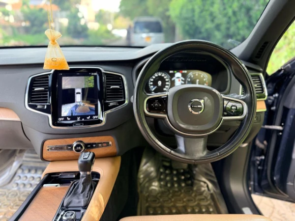 2019 Volvo XC90 T6 Inscription AWD