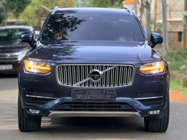 2019 Volvo XC90 T6 Inscription AWD