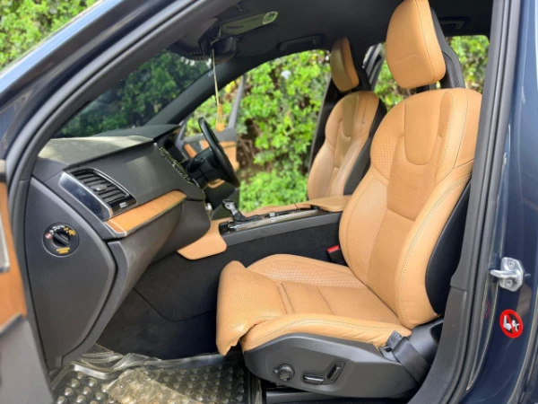 2019 Volvo XC90 T6 Inscription AWD