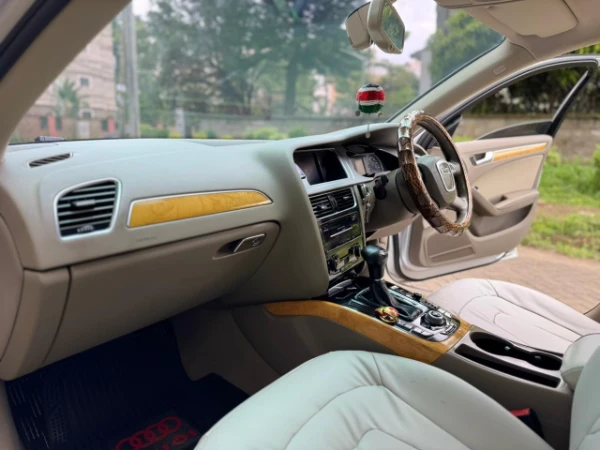 2011 Audi A4 Quattro S-Line