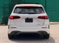 2019 Mercedes Benz B180 Sunroof