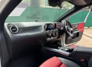 2019 Mercedes Benz B180 Sunroof