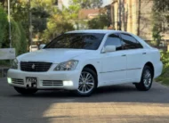 2009 Toyota Crown Royal Saloon