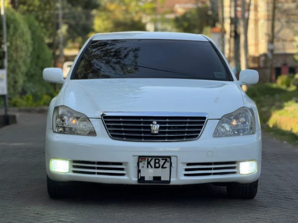 2009 Toyota Crown Royal Saloon