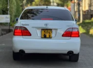 2009 Toyota Crown Royal Saloon