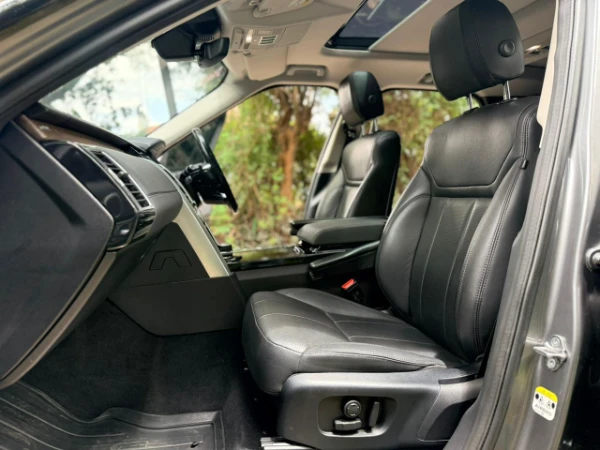 2018 LandRover Discovery HSE TD6 Sunroof