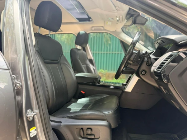 2018 LandRover Discovery HSE TD6 Sunroof