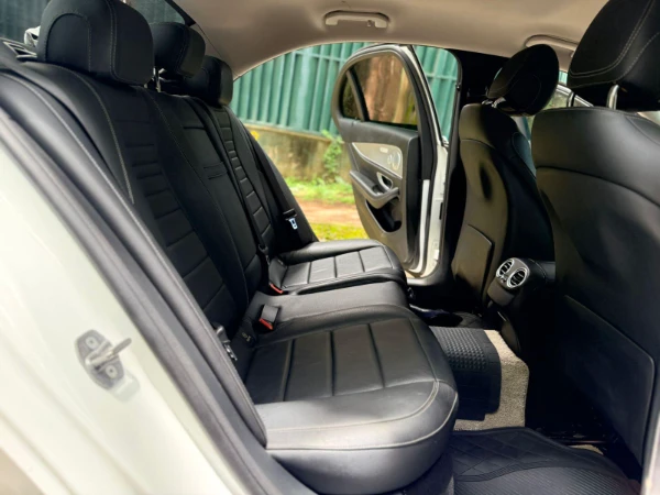 2017 Mercedes Benz E200 4Matic