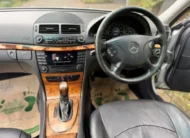 2006 Mercedes Benz E200