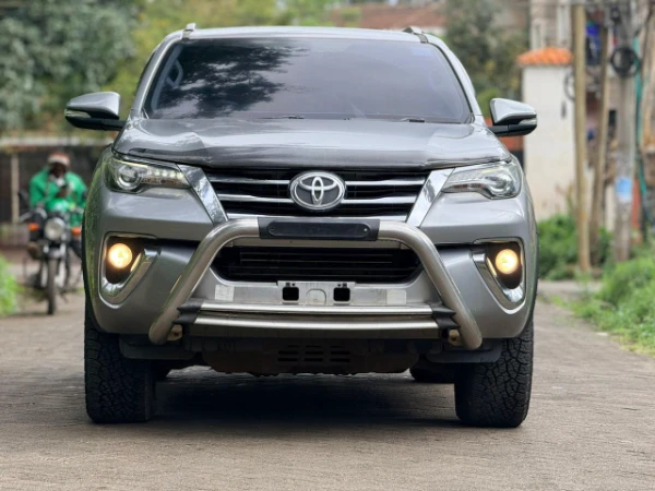 2017 Toyota Fortuner 2.8