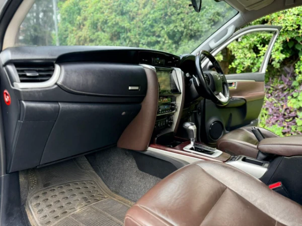 2017 Toyota Fortuner 2.8