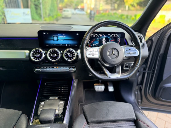 2021 Mercedes Benz GLB Sunroof