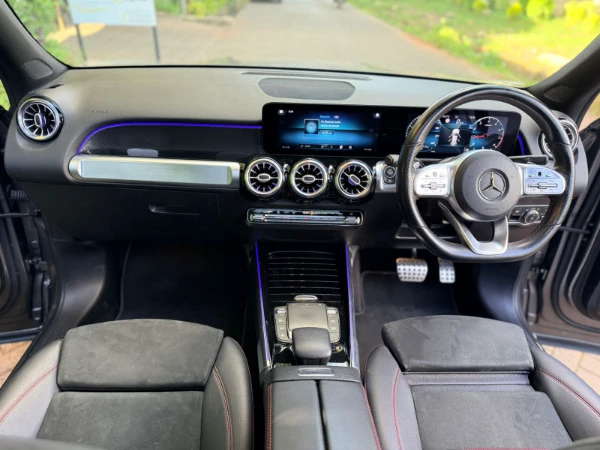 2021 Mercedes Benz GLB Sunroof