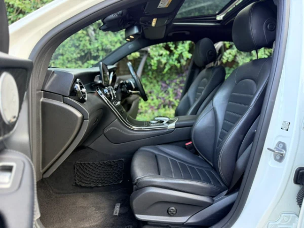2018 Mercedes Benz GLC250 4MATIC Sunroof