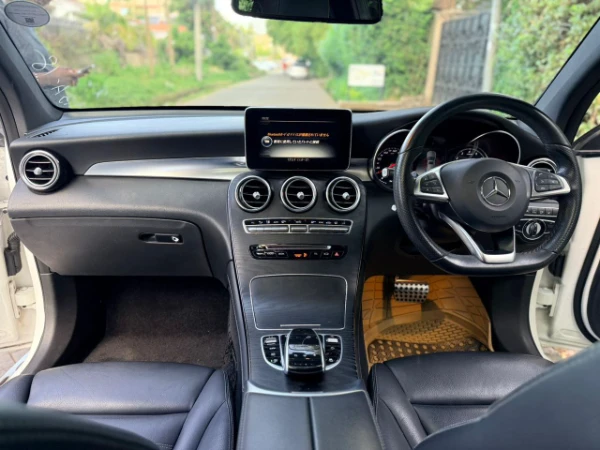 2018 Mercedes Benz GLC250 4MATIC Sunroof
