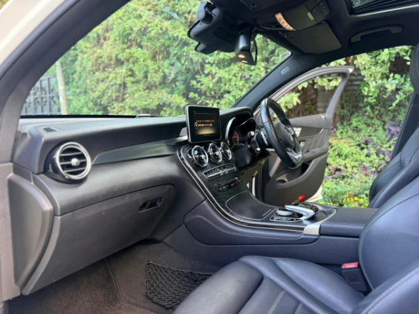 2018 Mercedes Benz GLC250 4MATIC Sunroof