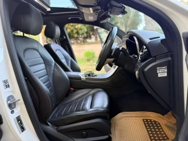 2018 Mercedes Benz GLC250 4MATIC Sunroof