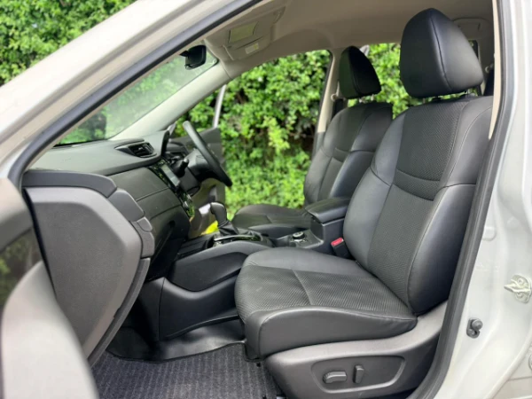 2020 Nissan X-Trail Hybrid Low Mileage