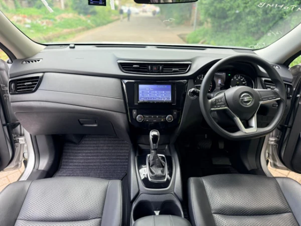 2020 Nissan X-Trail Hybrid Low Mileage