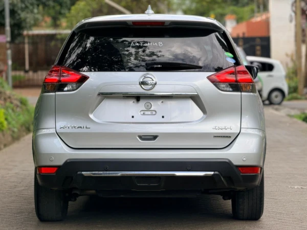 2020 Nissan X-Trail Hybrid Low Mileage